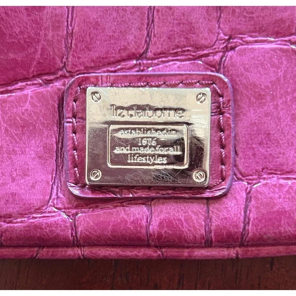 Liz Claiborne‎ Wristlet Faux Leather Crocodile Print Magenta Pink Y2K Barbiecore